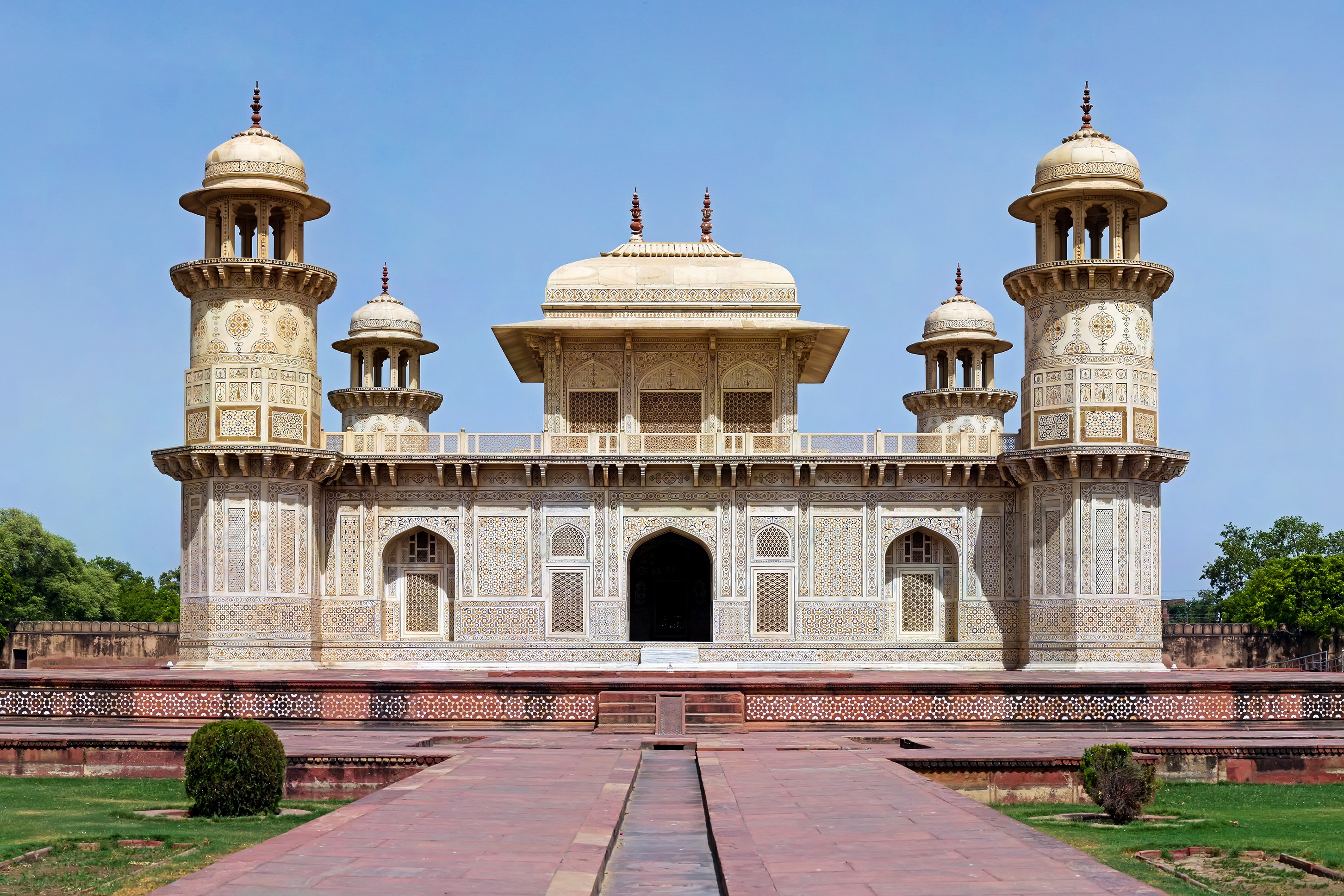 itimād-ud-Daulah,_Agra.jpg